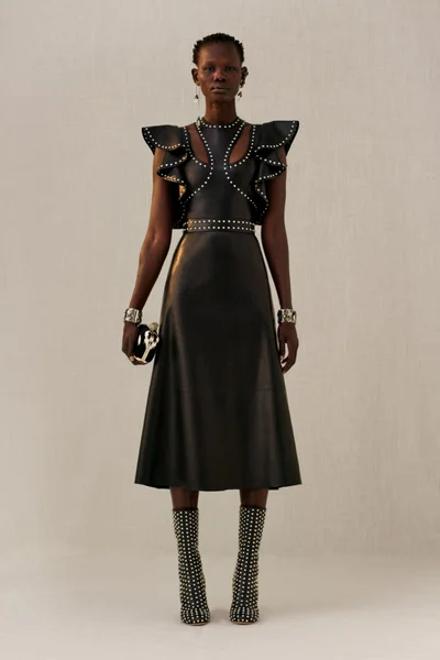 Look 10